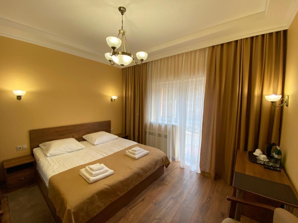 Сонячна Соната Hotel Polyana  Exterior foto